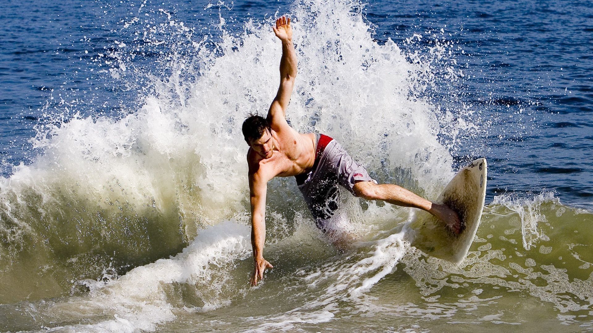 日本队拼尽全力，只为荣誉！，日本队赞助